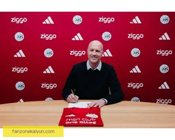 克鲁伊夫盘带特点与现代足球技术相结合的表现分析